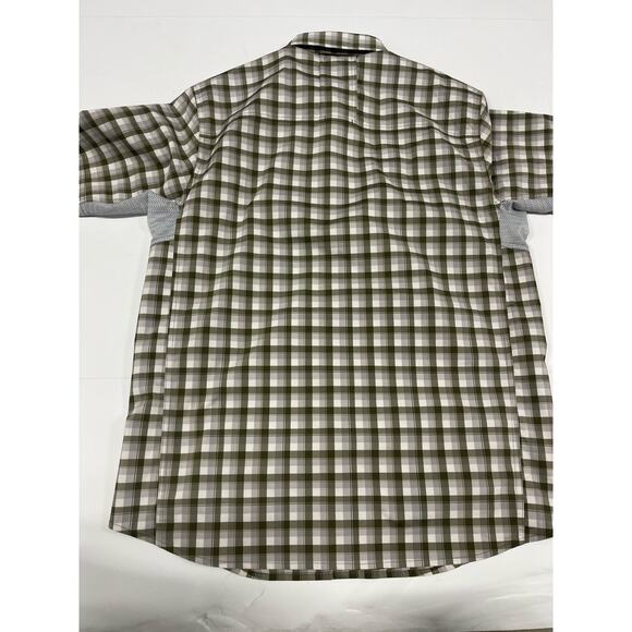 REI Men’s Fishing Shirt Medium Short Sleeve Button Vented Mesh Cooling Outdoors - Picture 4 of 7